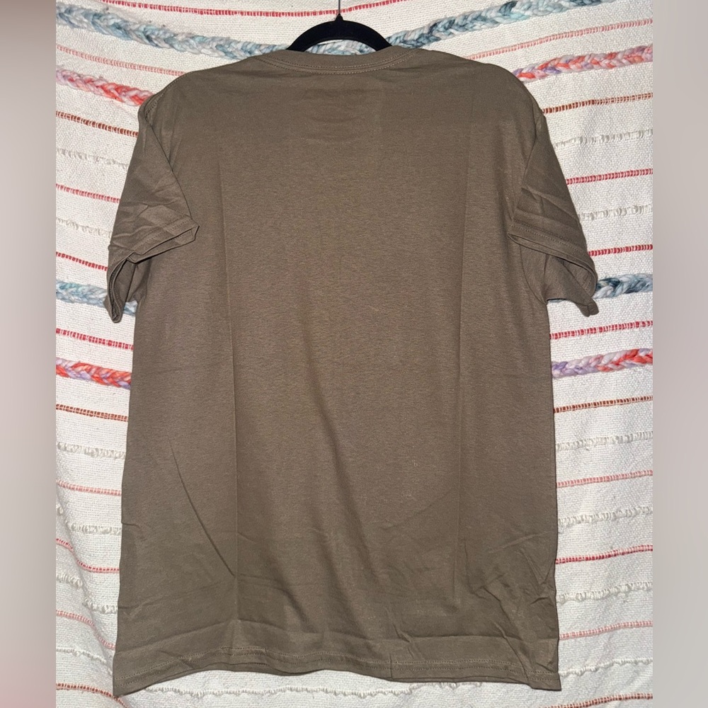 Alice Cooper Graphic Tee in Brown NWOT - Picture 2 of 3